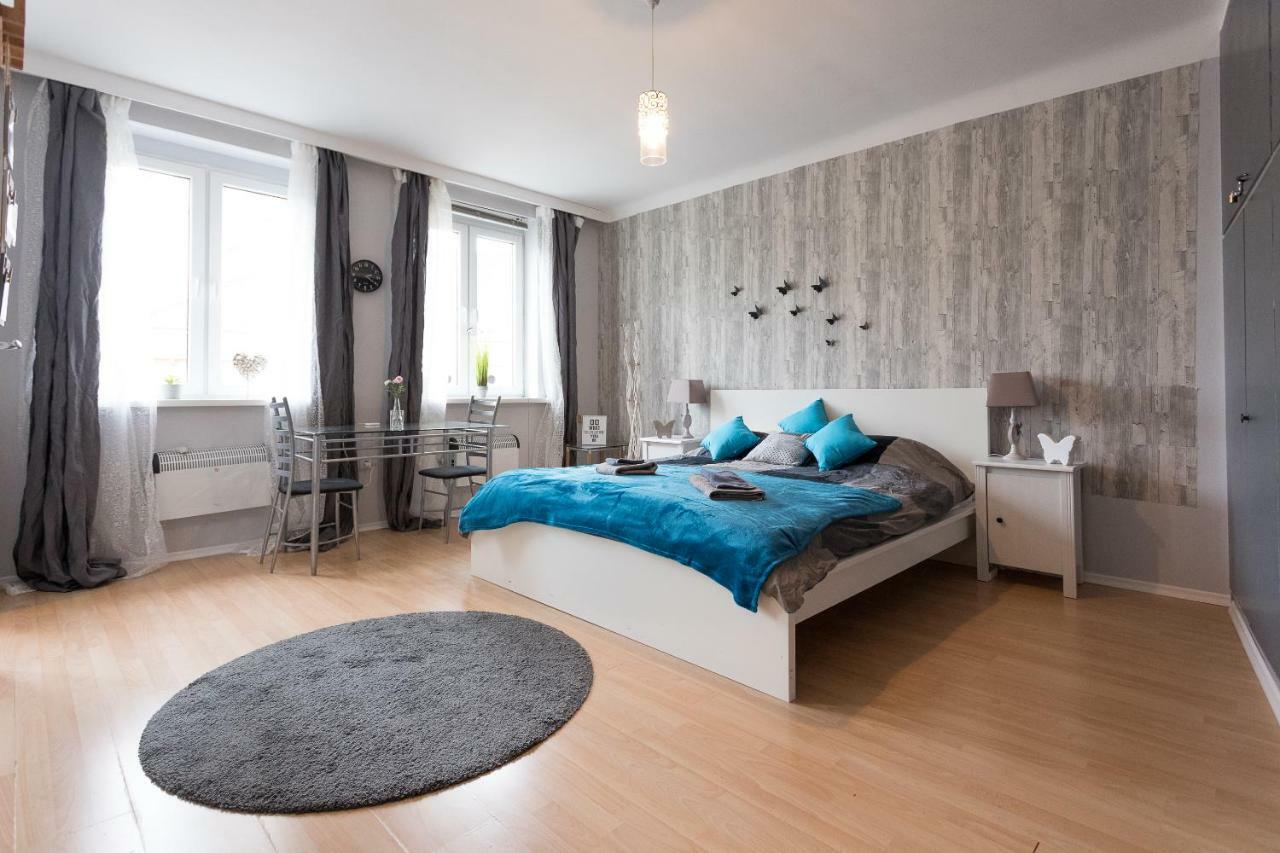 Cute Red Star Studio City Center Вена Экстерьер фото